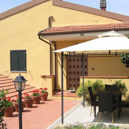 Agriturismo Il Gelso Pomaia Exterior photo