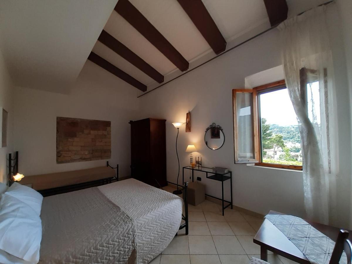 Agriturismo Il Gelso Pomaia Exterior photo