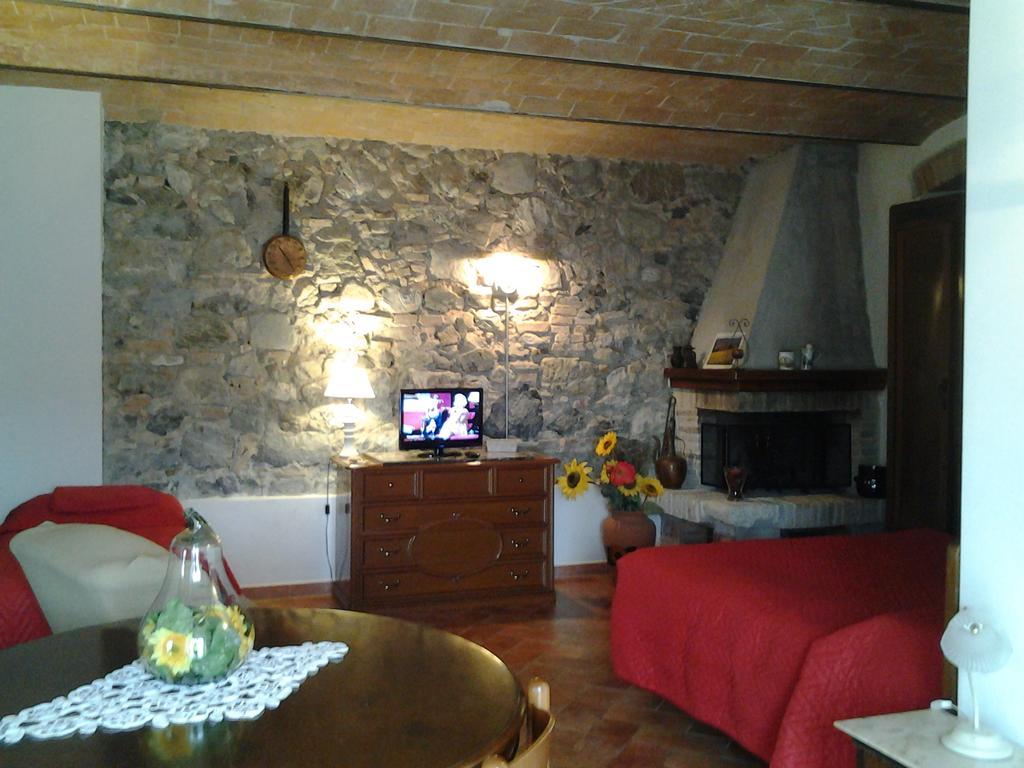 Agriturismo Il Gelso Pomaia Exterior photo